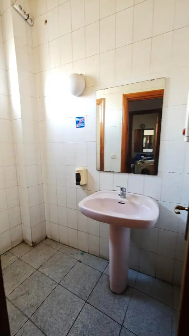 Baño de Local en venta en Roquetas de Mar con Amueblado