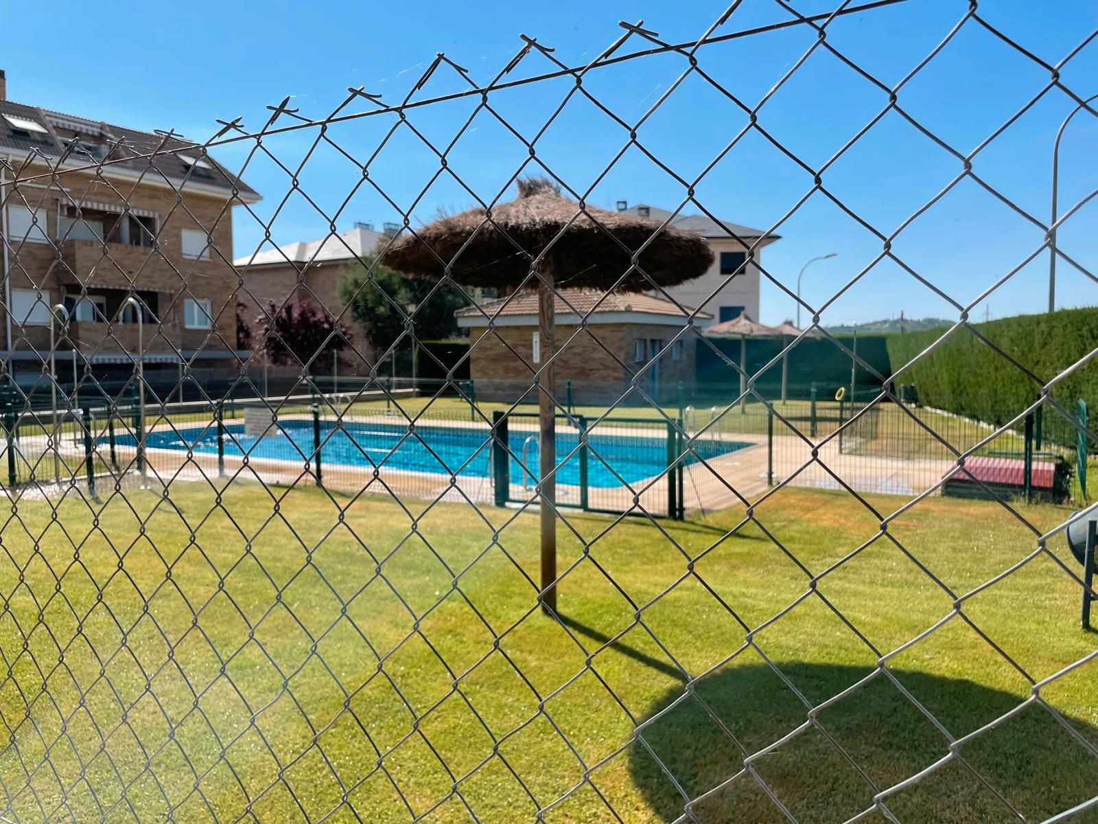 Swimming pool of Flat for sale in Collado Villalba  with Air Conditioner, Heating and Parquet flooring