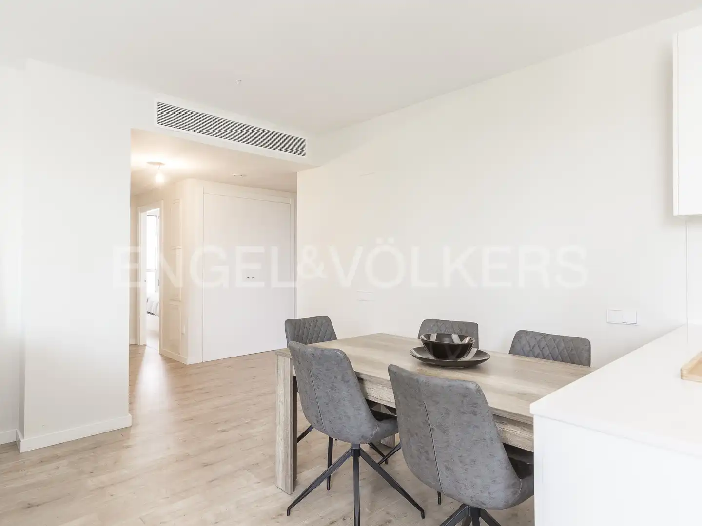 Comedor de Piso en venta en Sant Adrià de Besòs con Aire acondicionado, Calefacción y Parquet