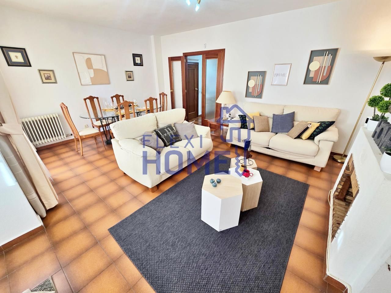 Exterior view of Single-family semi-detached for sale in Alcalá de Henares  with Heating, Private garden and Parquet flooring