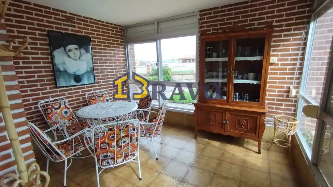 Jardí de Casa o xalet en venda en Medina de Pomar amb Calefacció, Jardí privat i Piscina