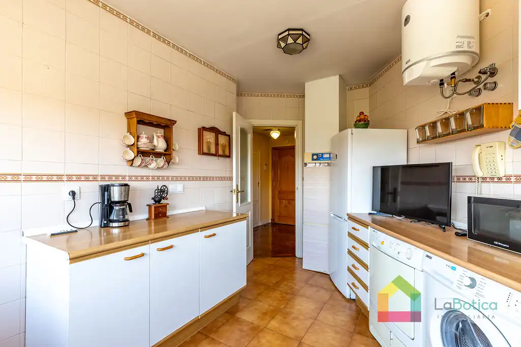 Flat with lift for sale in Argés, imagen 19