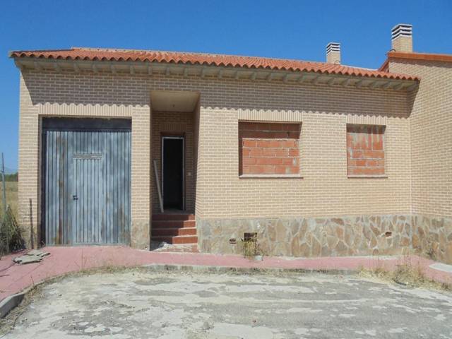 Terreno en Venta en Erustes