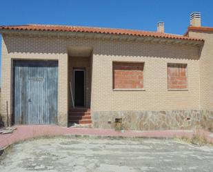 Residential for sale in Erustes