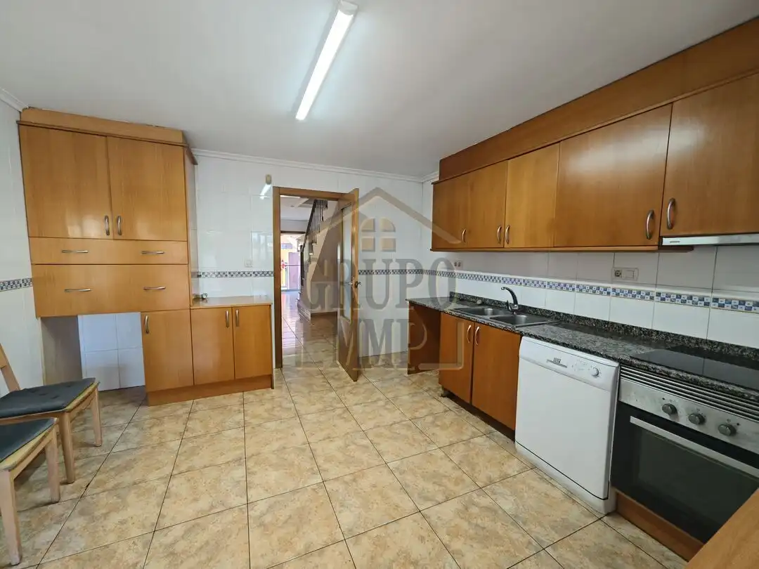 Reihenhaus zum Verkauf in Camí Catalans, imagen 14