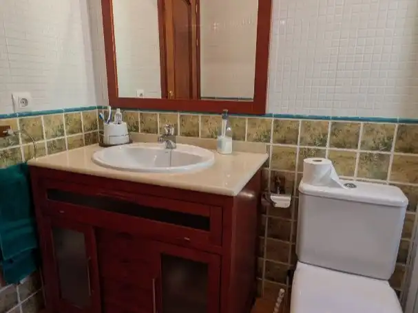 Bathroom of Flat for sale in Marmolejo, Jaén