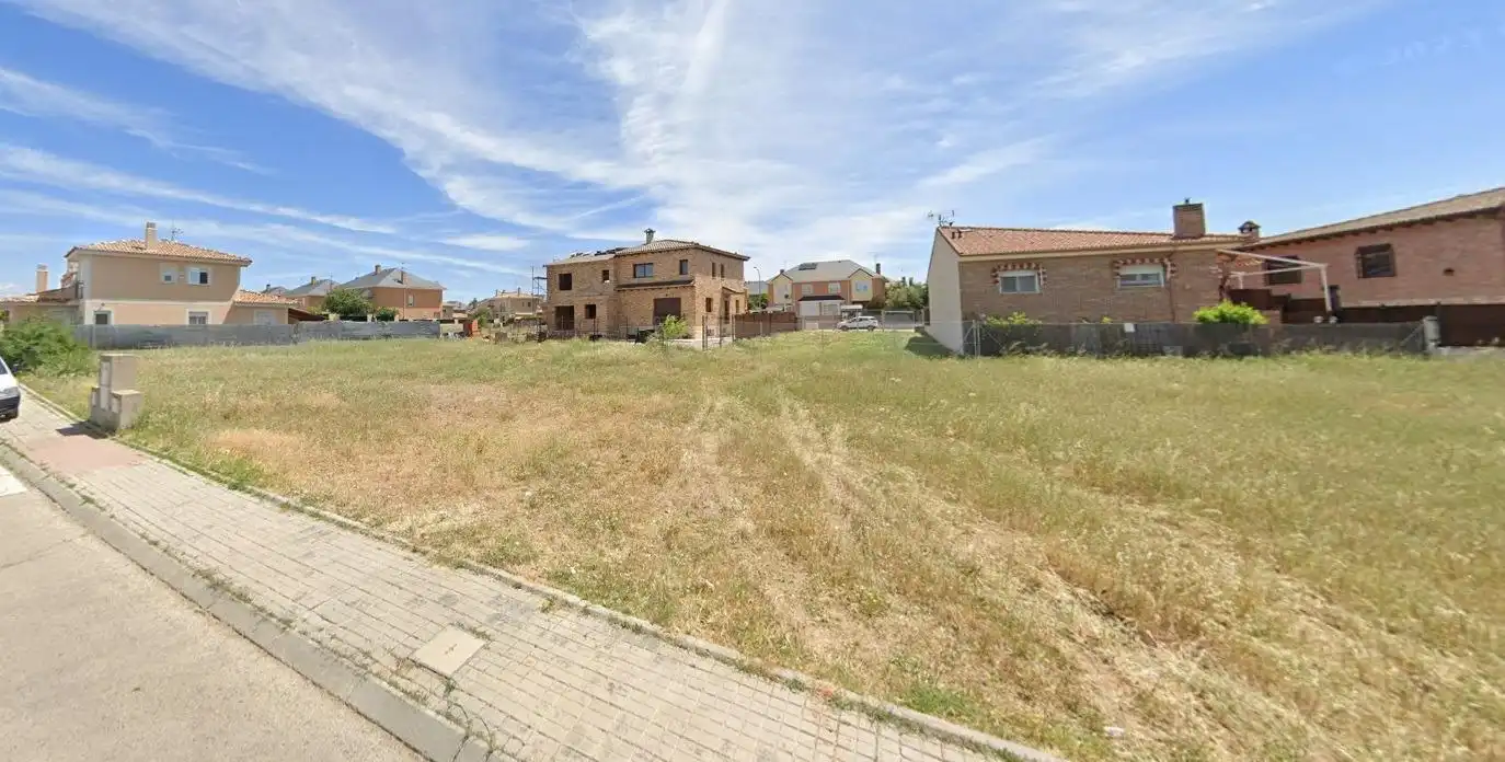 Wohnbaugrundstück zum Verkauf in Calle de Víctor García, imagen 4