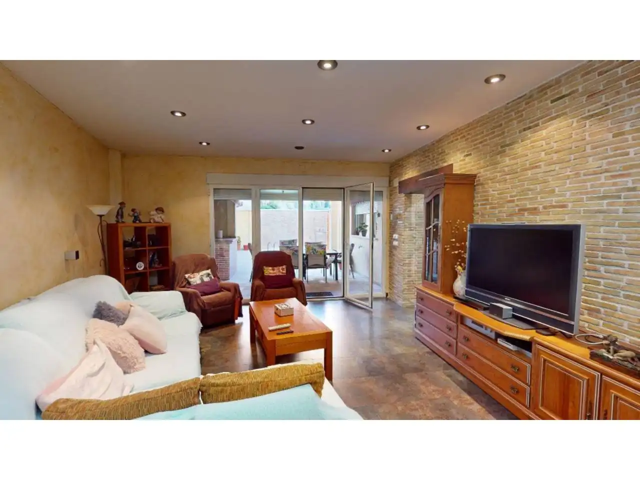 Sala d'estar de Dúplex en venda en Caravaca de la Cruz amb Aire condicionat, Calefacció i Jardí privat