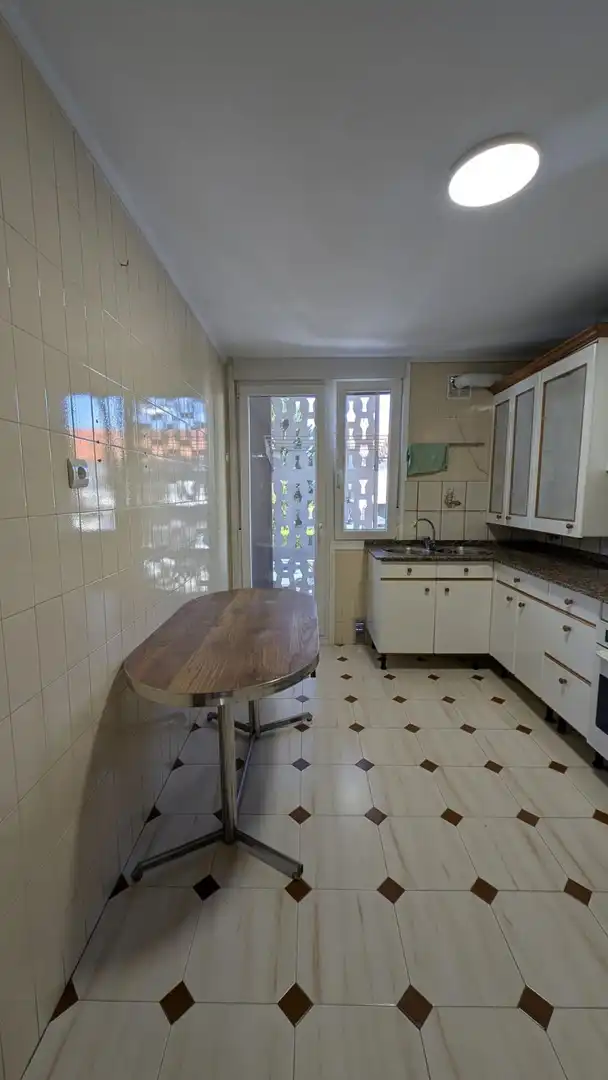 Cuina de Pis de lloguer en Piélagos amb Calefacció i Terrassa