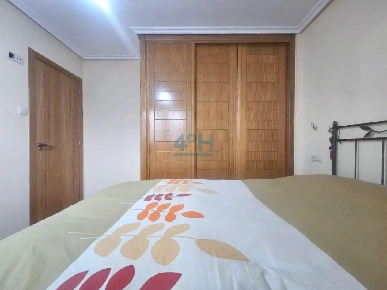 Schlafzimmer von Erdgeschoss zum Verkauf in Barbadás mit Heizung