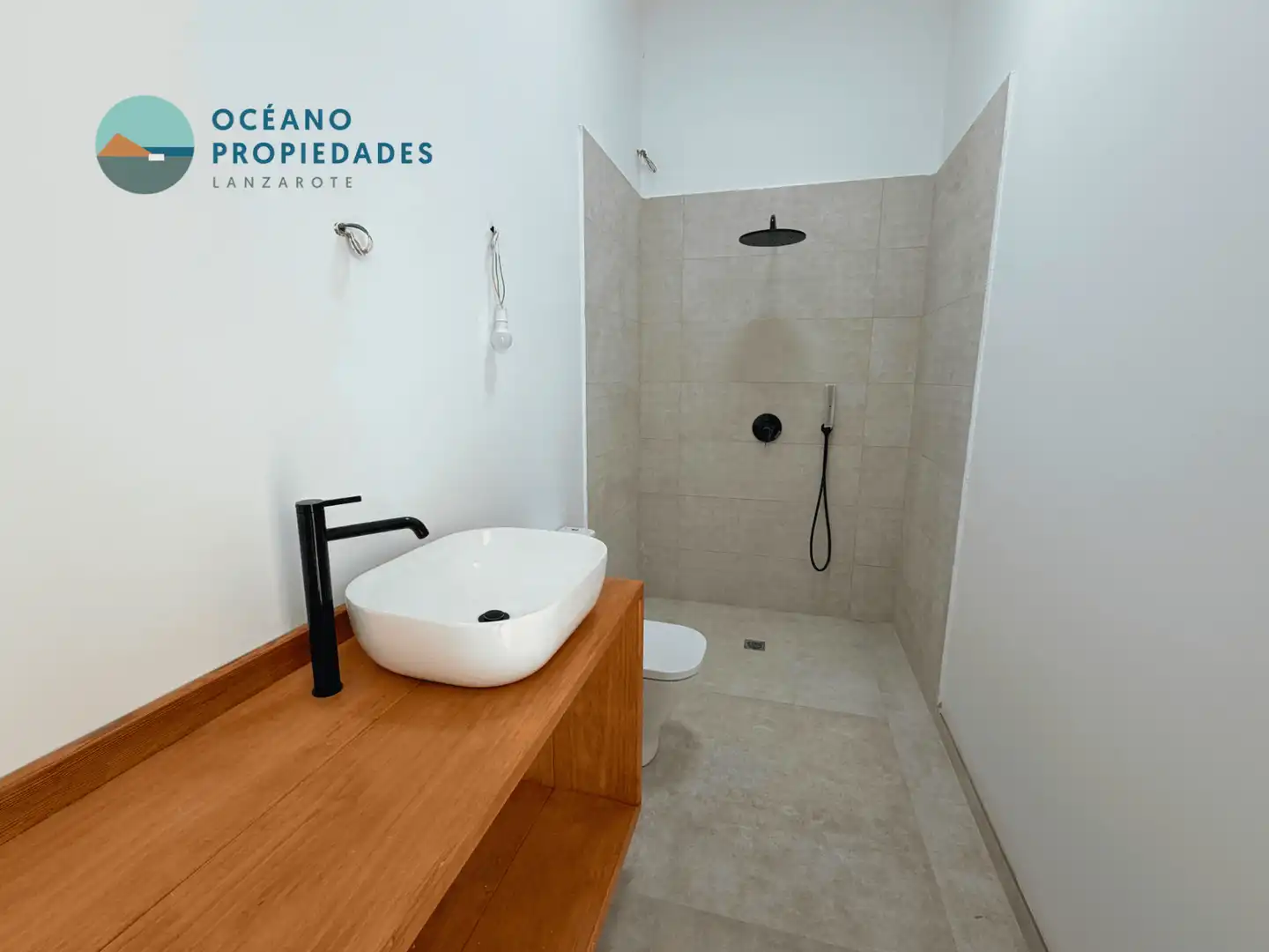 Baño de Casa o chalet en venta en Haría con Jardín privado y Piscina