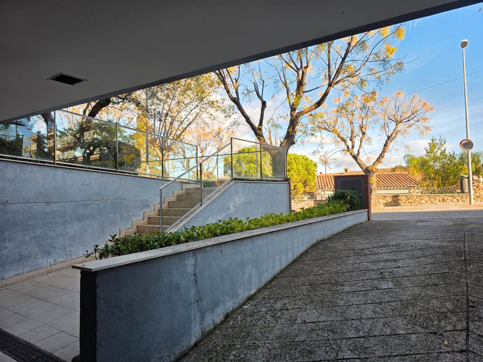 Vista exterior de Pis en venda en Montornès del Vallès amb Calefacció, Parquet i Traster