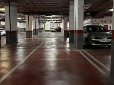 Individual with lift for sale in Avinguda en Joan Carles I 1