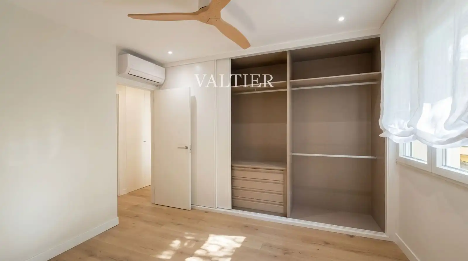 Schlafzimmer von Wohnung zur Miete in Madrid