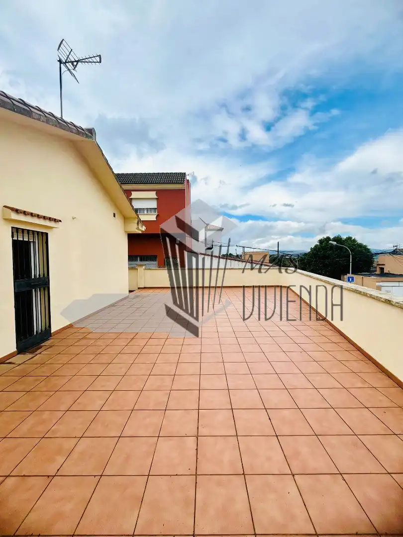 Terrace of Houses for sale in Algeciras  with Furnished
