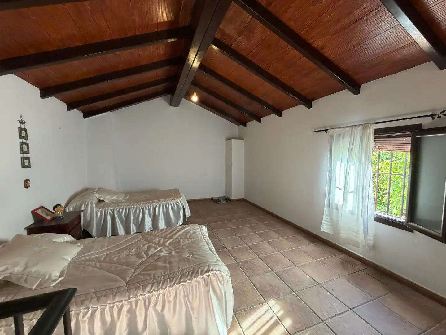 Habitación de Finca rústica en venta en Yunquera con Jardín privado, Piscina y Amueblado