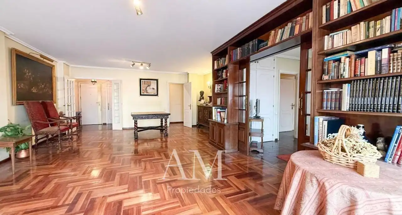 Living room of Flat for sale in Vigo   with Heating and Storage room
