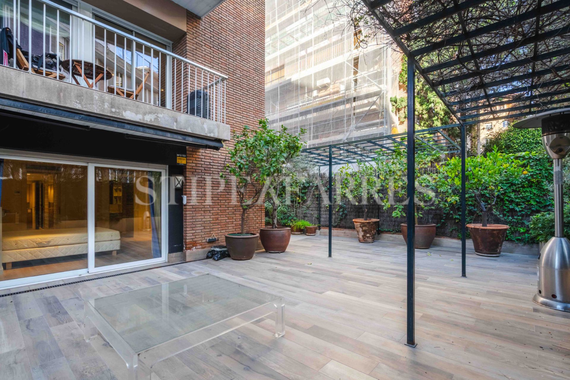 Terrace of Planta baja to rent in  Barcelona Capital  with Air Conditioner, Heating and Private garden