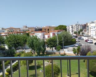 Exterior view of Flat for sale in Cubelles  with Air Conditioner and Terrace