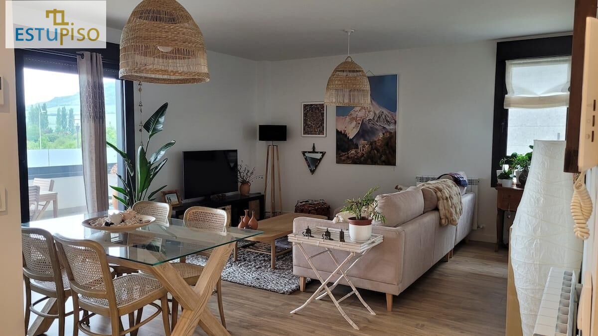 Living room of Flat for sale in Vitoria - Gasteiz  with Heating, Private garden and Terrace