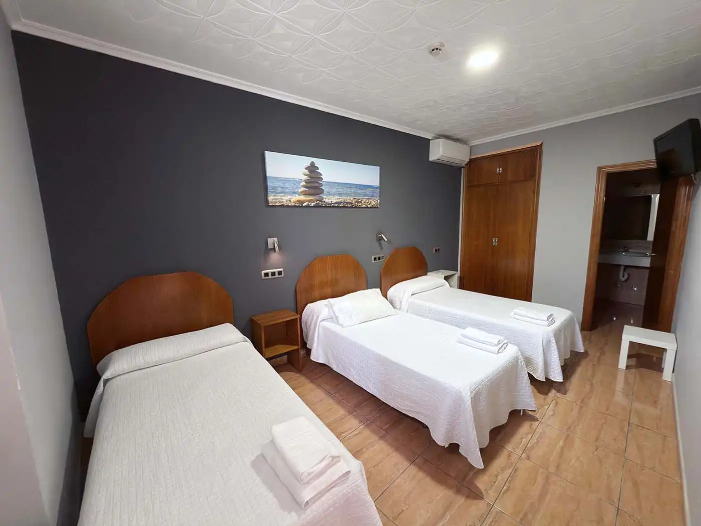 Hotel mit Aufzug zum Verkauf in Tarifa ciudad, imagen 9