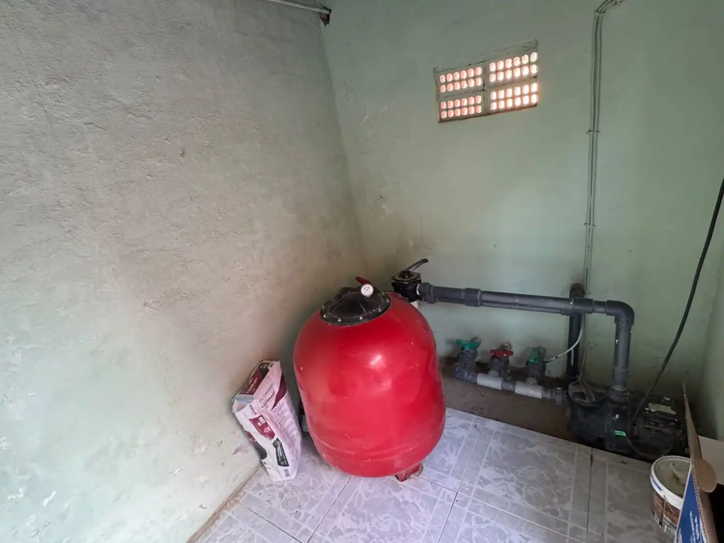 Piscina de Finca rústica en venta en Pilas