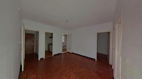 Foto 3 de Piso en venta en Calle Perez Galdos, Llefià, Badalona
