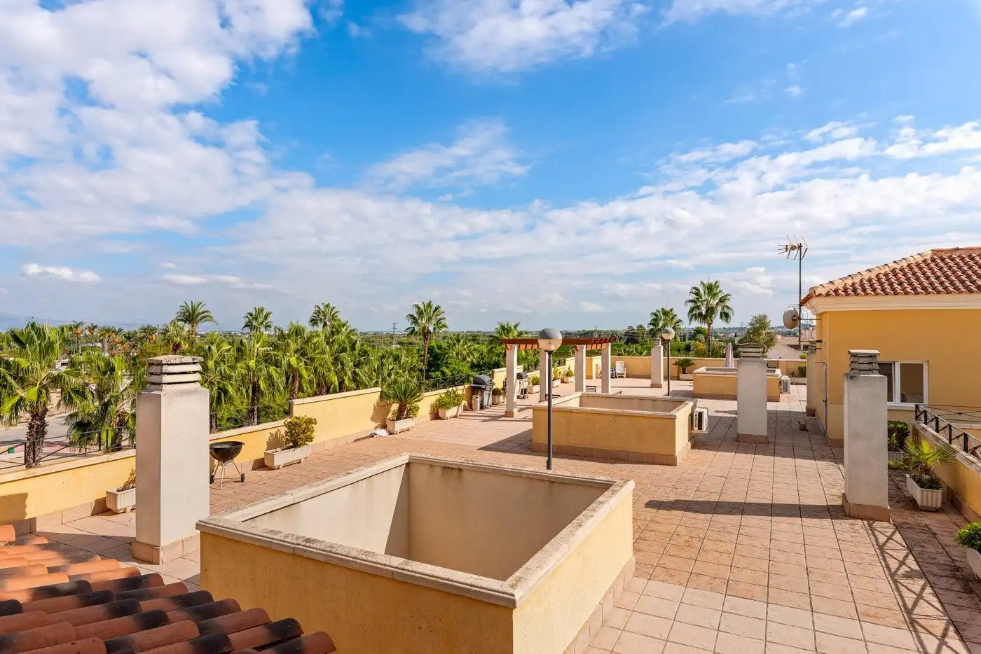 Terrassa de Apartament en venda en Jacarilla amb Moblat i Balcó