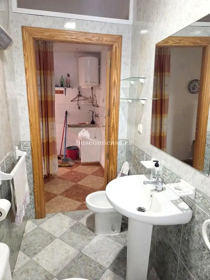 Bathroom of Detached homes for sale in Campillo de Arenas  with Furnished