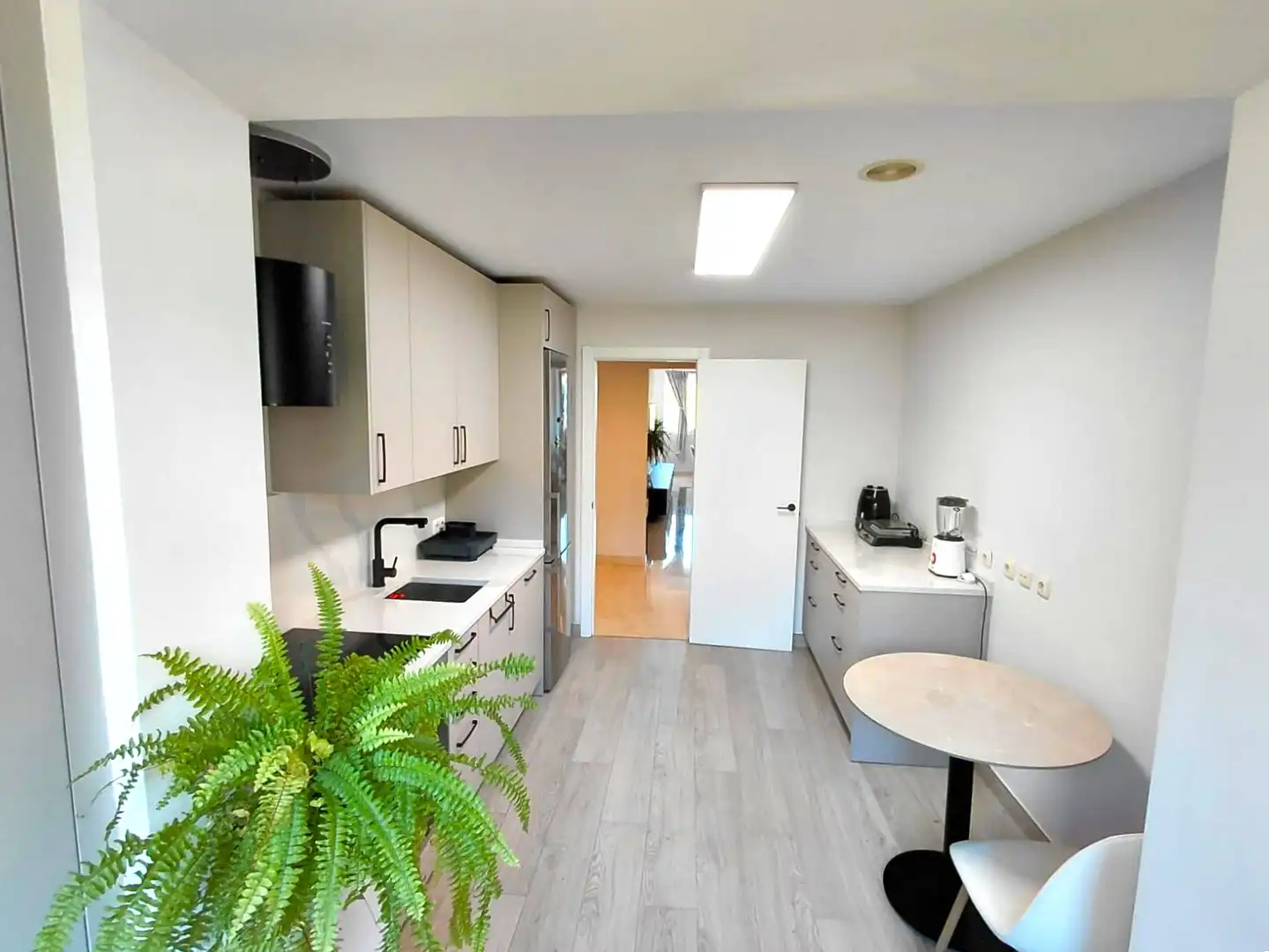 Cocina de Piso en venta en Marbella con Aire acondicionado, Calefacción y Terraza
