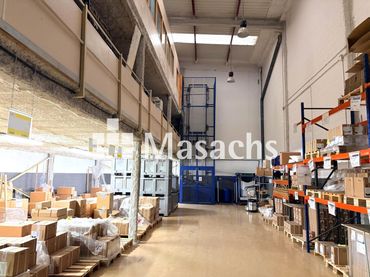 Nau industrial en venda a Centre - Sant Oleguer