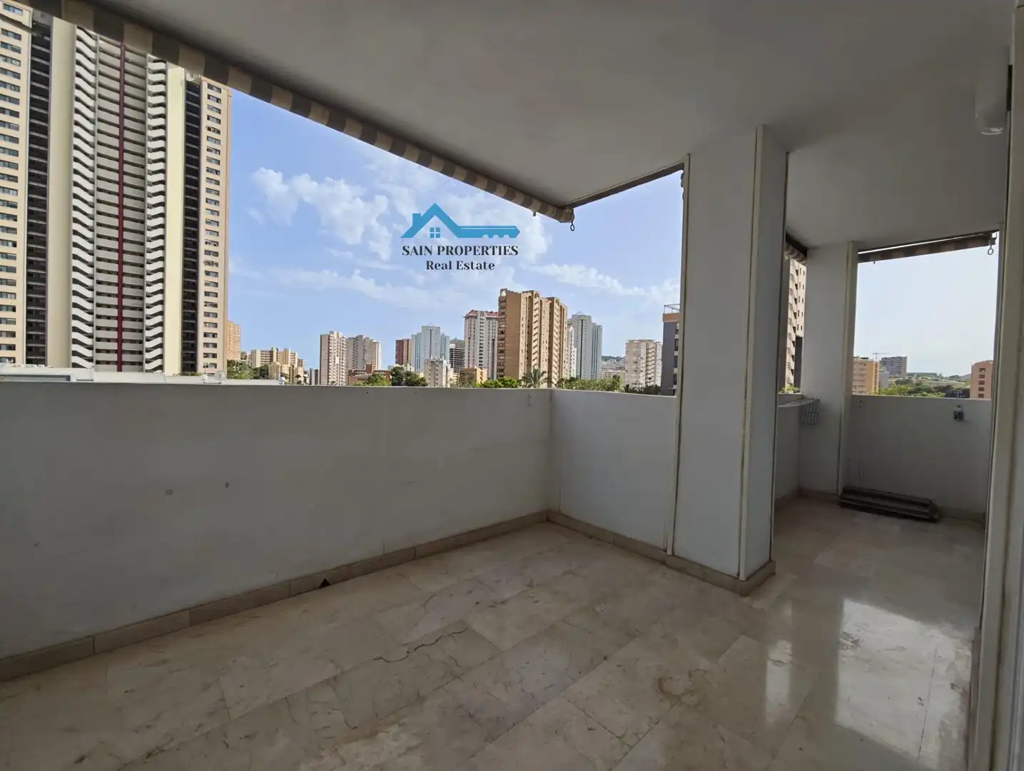 Wohnung mit Pool zum Verkauf in Playa de Poniente