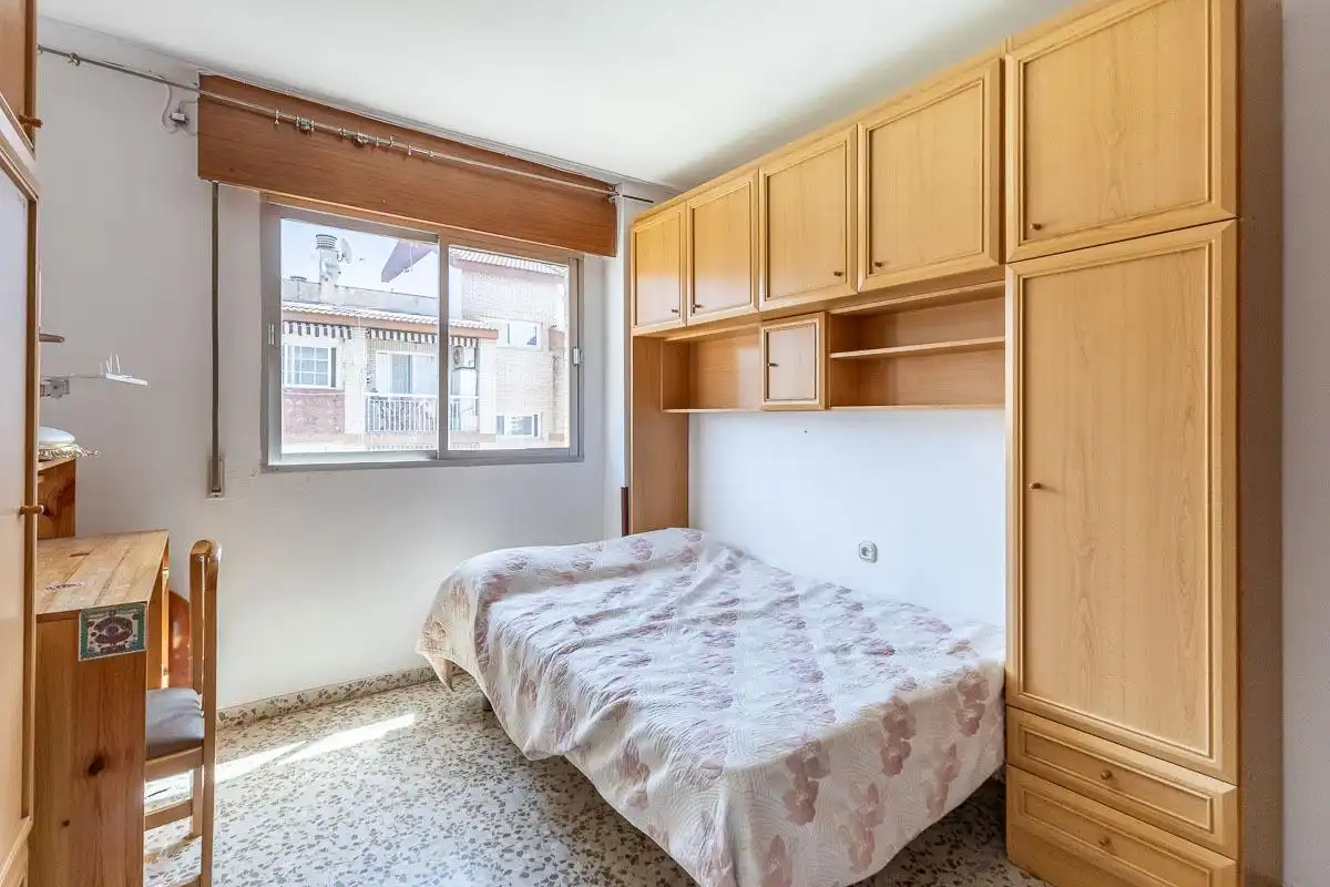 Habitación de Piso en venta en Granada con Aire acondicionado y Calefacción