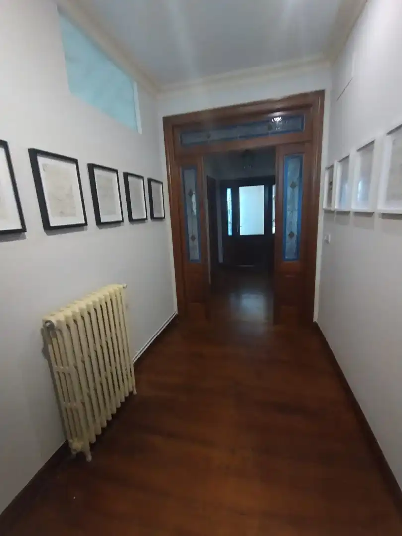 Piso para compartir en Santiago de Compostela  con Calefacción, Parquet y Amueblado