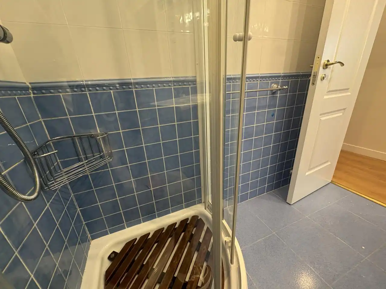 Bany de Pis de lloguer en Madrid amb Aire condicionat, Calefacció i Terrassa