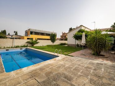 Xalet amb piscina en venda a Urbanización Vista Nevada 12