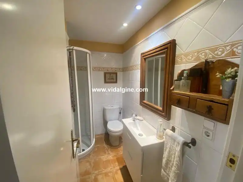 Baño de Casa adosada en venta en Os de Balaguer con Aire acondicionado, Calefacción y Jardín privado