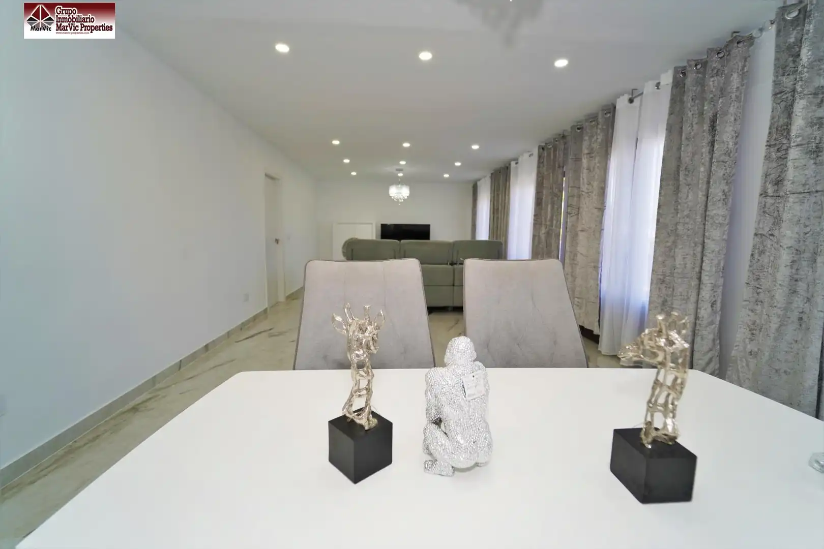 Chalet con piscina en venta en Coloma, imagen 5