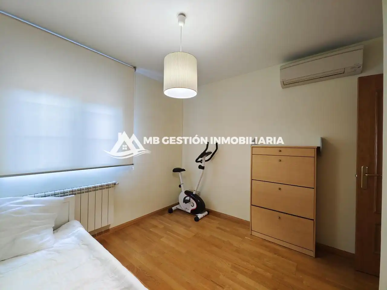 Detached homes for sale in Calle de Luarca, La Serna
