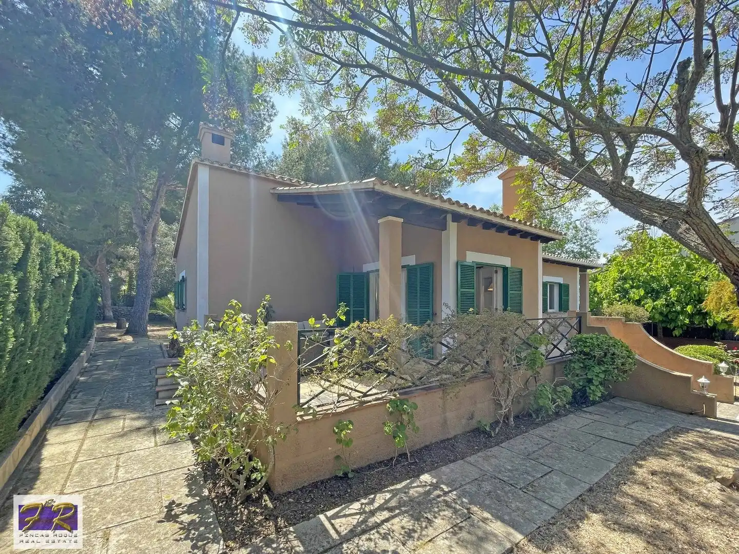 Vista exterior de Casa o xalet en venda en Alcúdia amb Calefacció, Terrassa i Forn