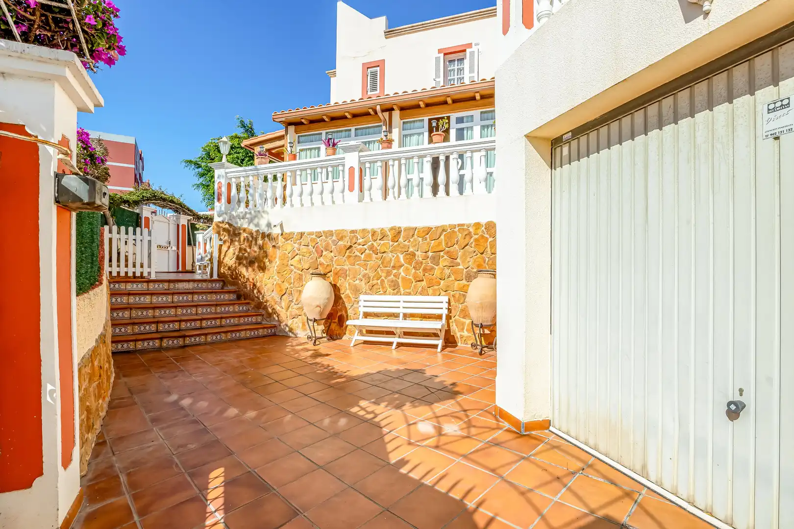 Terrassa de Casa o xalet en venda en Las Palmas de Gran Canaria amb Jardí privat, Terrassa i Traster