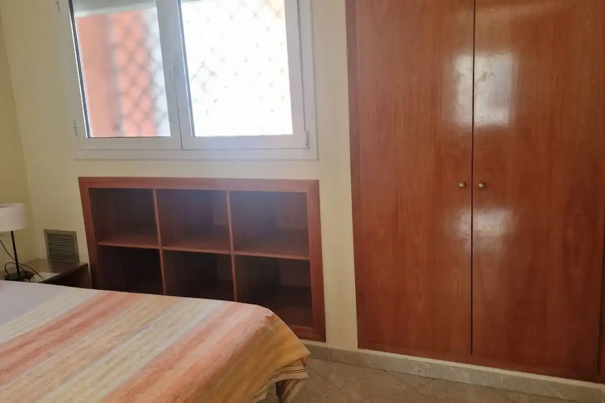 Habitación de Apartamento de alquiler en Girona con Aire acondicionado, Calefacción y Terraza