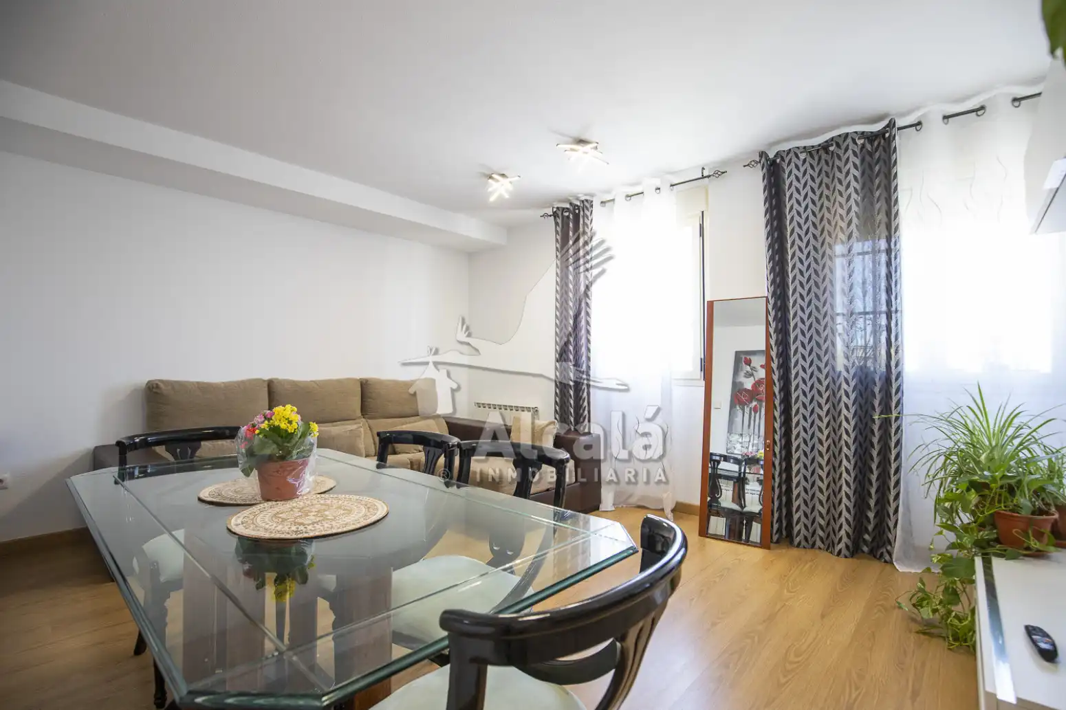 Sala de estar de Oficina en venta en Villamiel de Toledo con Calefacción