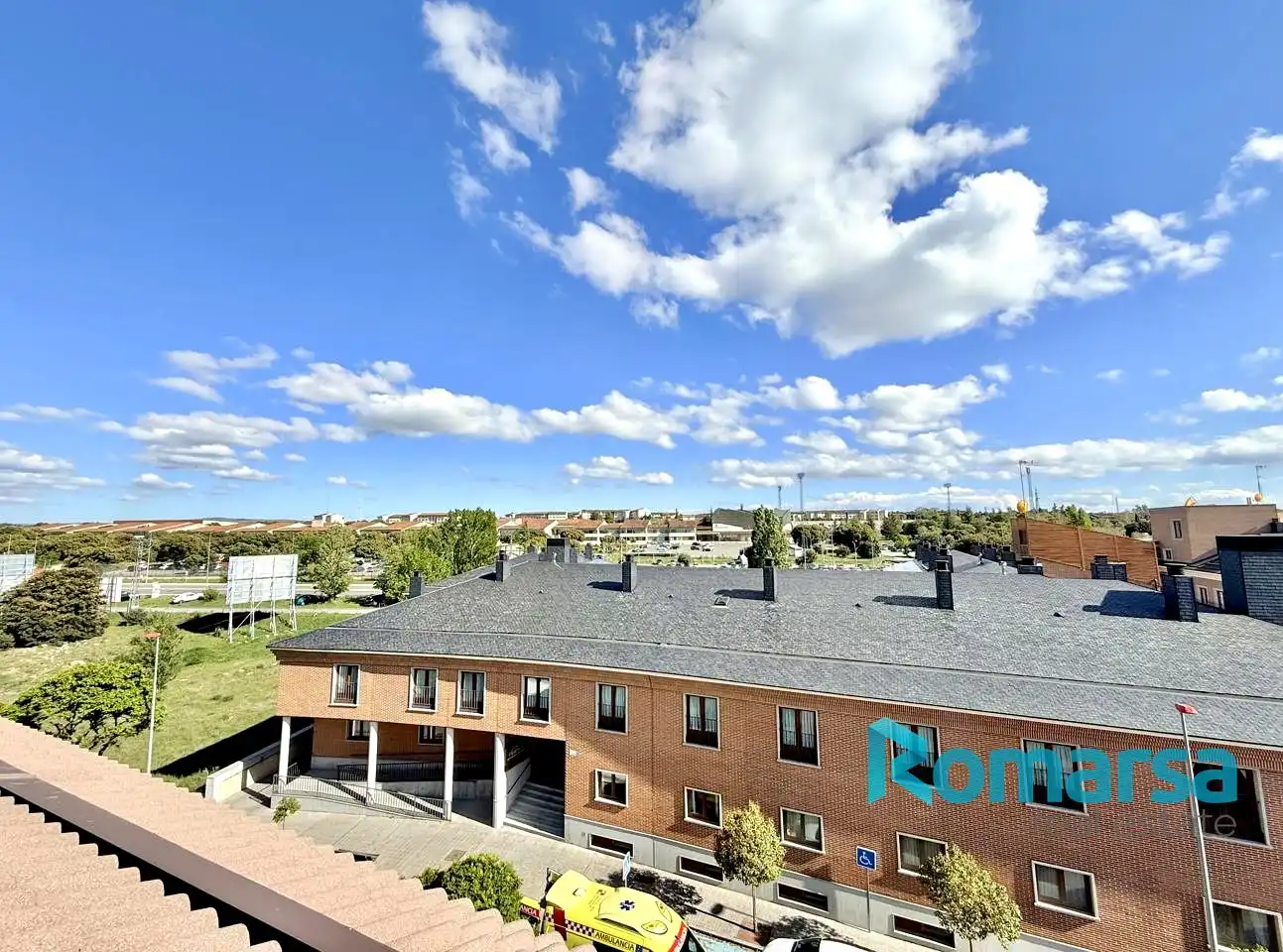 Vista exterior de Dúplex en venda en Ávila amb Calefacció, Parquet i Terrassa