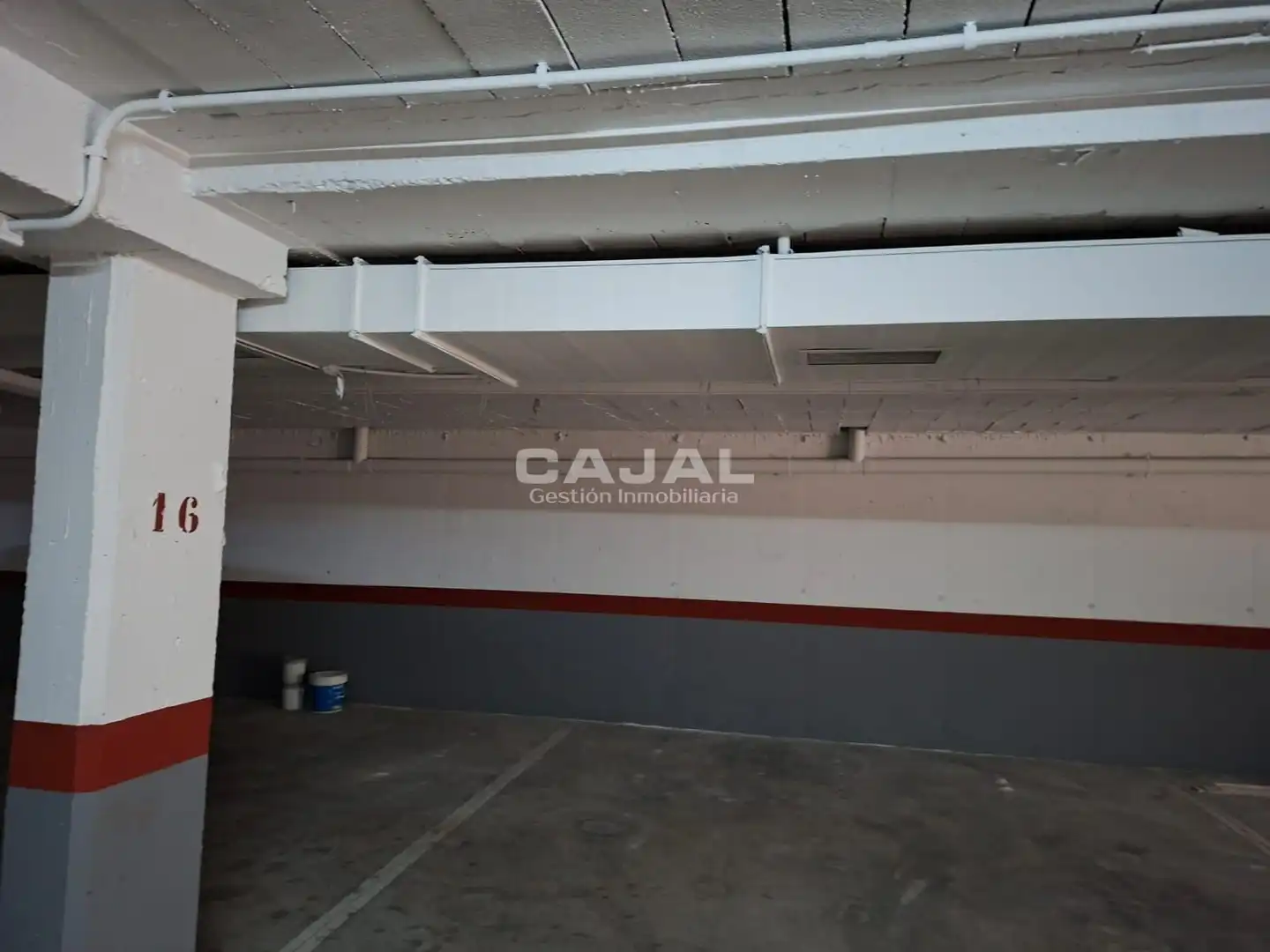 Parking de Dúplex en venta en Grajera con Calefacción