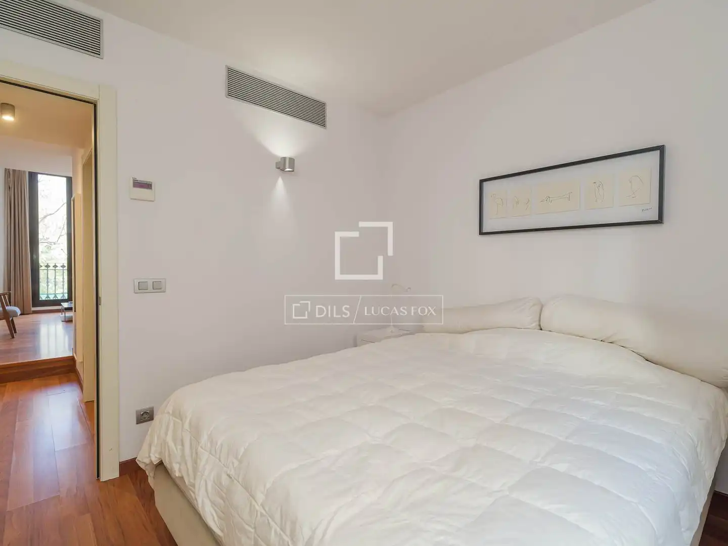 Schlafzimmer von Wohnung zum Verkauf in Barcelona mit Klimaanlage, Heizung und Parkett
