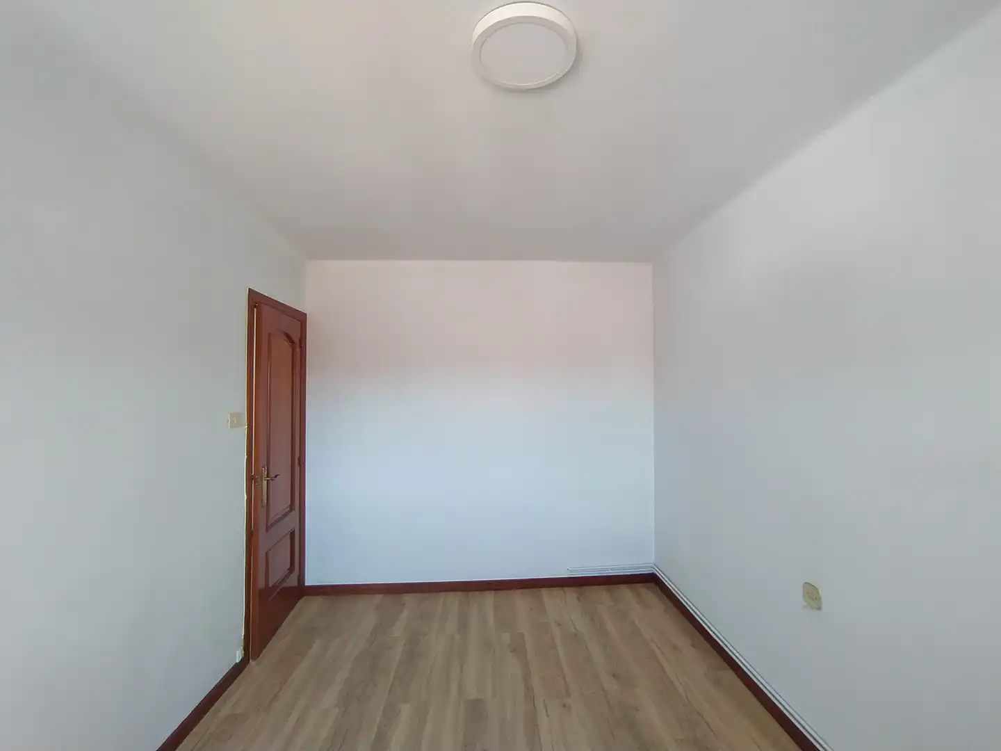 Wohnung zum Verkauf in Vigo  mit Heizung, Parkett und Möbliert
