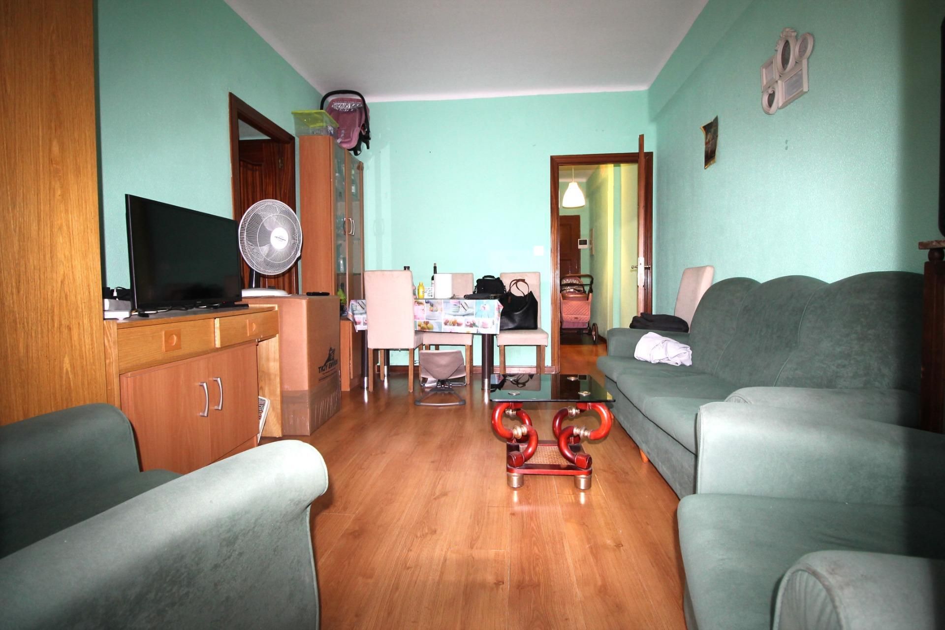 Sala de estar de Piso en venta en  Madrid Capital con Calefacción y Terraza