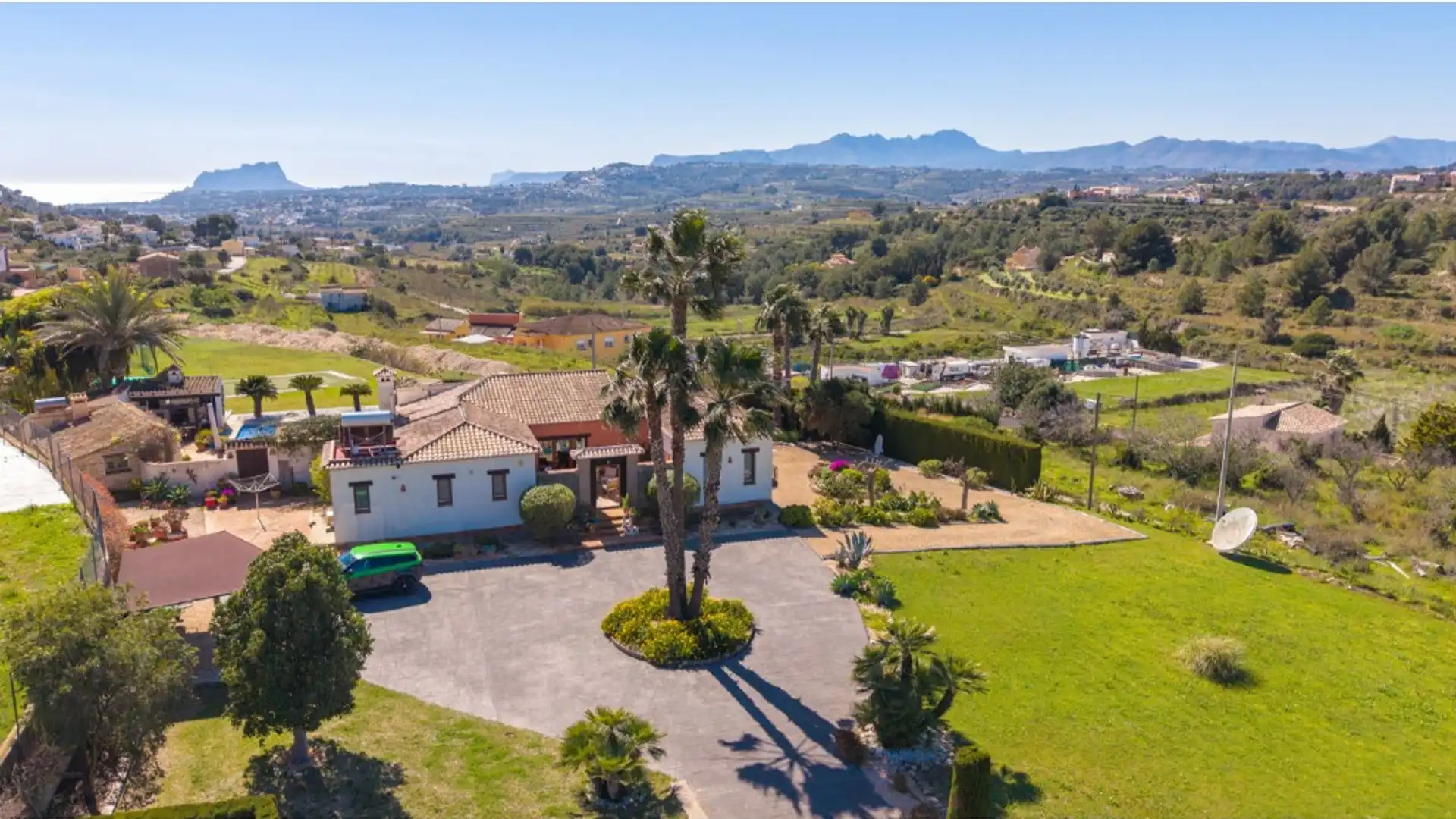 Exterior view of Houses for sale in Benitachell / El Poble Nou de Benitatxell  with Air Conditioner, Heating and Private garden