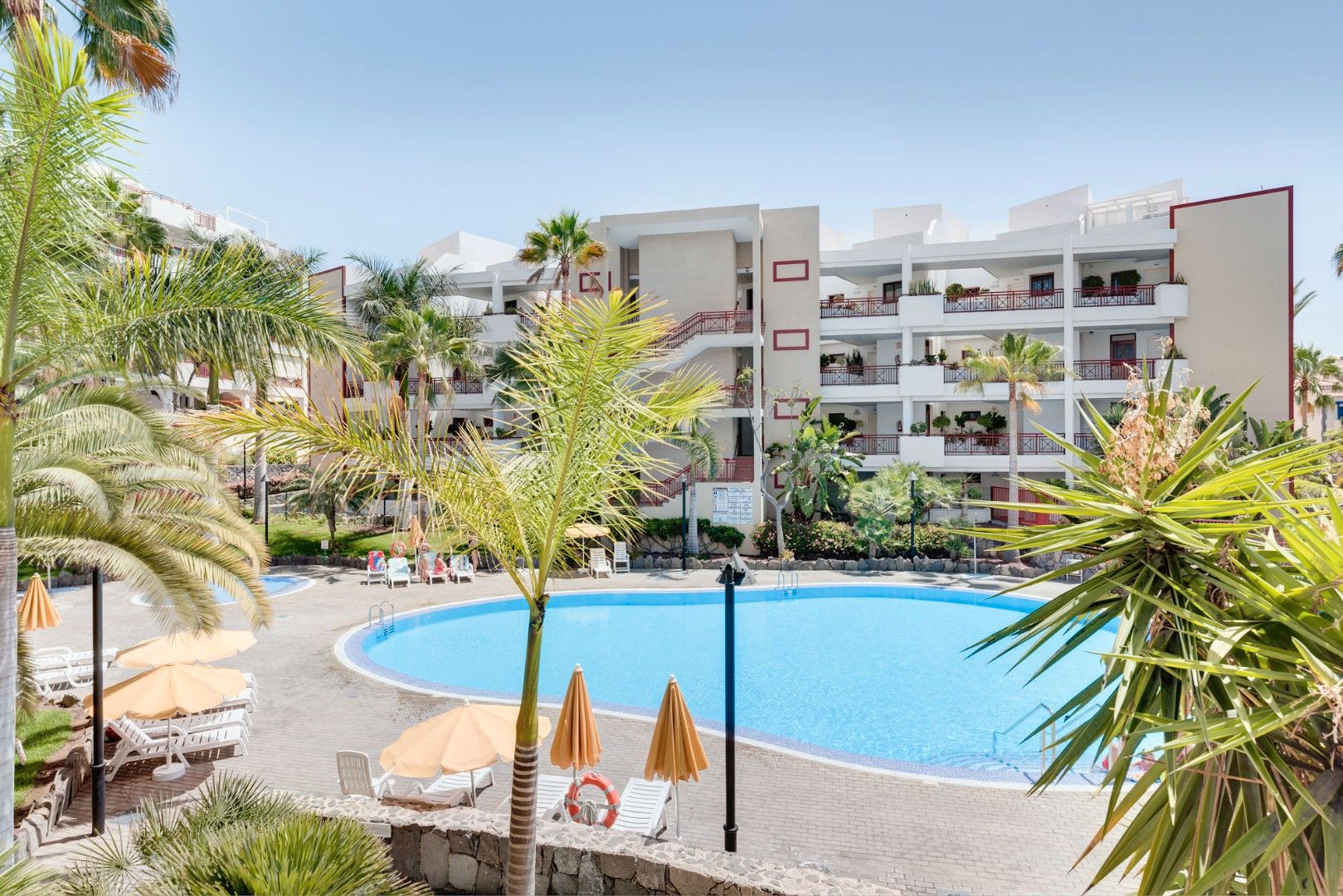 Vista exterior de Apartament en venda en Arona amb Aire condicionat, Terrassa i Traster